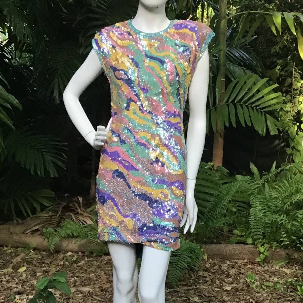 Vintage  A J Bari designer Dress in silk